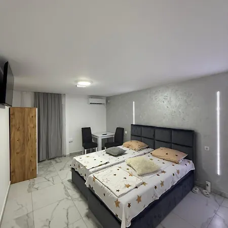 Carigradski Drum Hotel Radinac